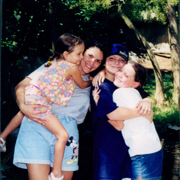 Meet your Posher, Leah - Picture 1 of 1